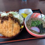 Oshokujidokoro Yamashita - 
                        味噌かつ丼小そばのセット890円