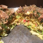 Tsuruhashi Okonomiyaki Teppanyaki Omoni - 豚玉