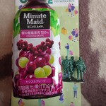 スーパースポーツ ゼビオ - ドリンク写真:コカコーラ　ミニッツメイド　カシス&グレープ　350ml_75円