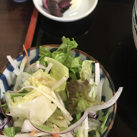 すき焼割烹 かとう - サラダと漬物