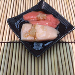 すし匠 - 帆立貝の精巣と卵巣