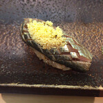 すし匠 - 小鰭 握り