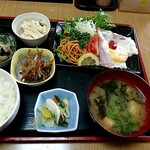 Some Chuu - ハムエッグ定食 399円