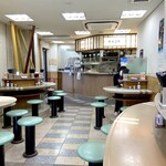 名代 富士そば - 店内