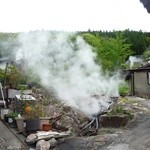 蒸鶏工房 白地商店 - 生活空間が温泉地