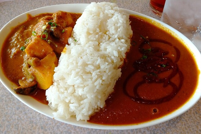 ロイヤルカリー 春日部店 藤の牛島 インド料理 食べログ