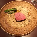 イル アオヤマ - ●牛フィレ、アスパラガス
