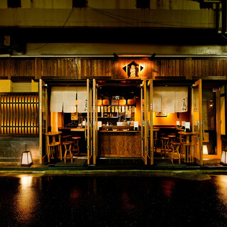 A new sightseeing spot under the elevated railway track 2 minutes walk from Nakameguro Station◎