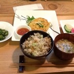 アブルボア - 豆腐ハンバーグ定食(あさりおこわ)850円