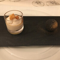 小笠原伯爵邸 - 生ハムとイチジクの軽いテクスチャー オロネグロ