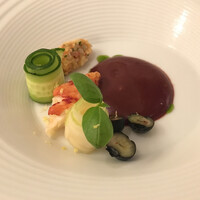 小笠原伯爵邸 - ブルーベリーのガスパチョ オマール海老を添えて