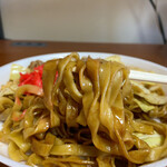 九条ねぎ焼きとワイン やまざき - 豚焼きそば(ソース、ひら麺)