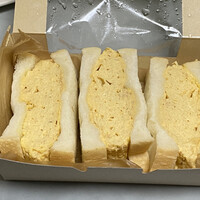 日本料理 華の縁 - 2020年4月。出汁巻き玉子サンドイッチ600円。