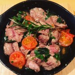 N.park - ラム肉のアヒージョ