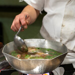 うを徳 - 2020.4 花山椒鍋（塚原筍、木の芽、京都山城初物花山椒、吸い地は昆布・鮪節・金目鯛潮汁）