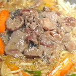 松尾ジンギスカン - 肉の旨味が染み込んだ野菜が最高〜