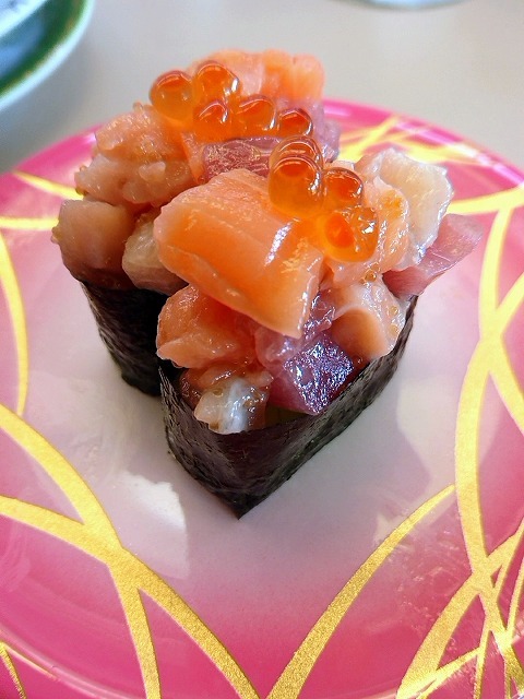 くるくる寿司 西富店 - 北見（回転寿司）の写真