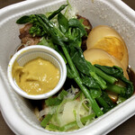 オー プティ ブション - やまと豚の角煮…990円／煮卵付き…1050円