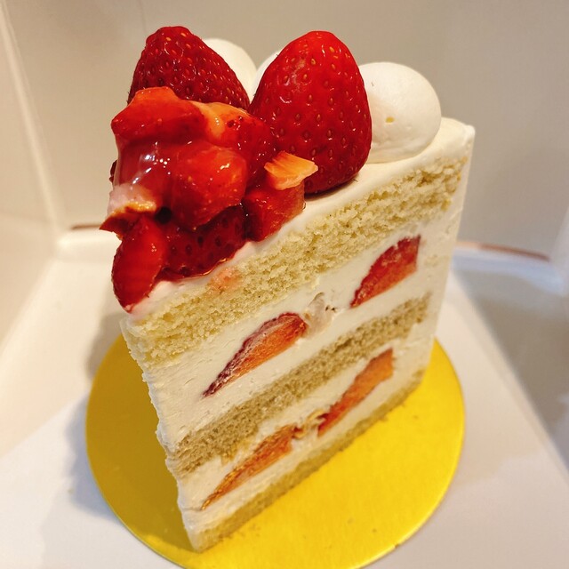 パティスリー Satsukiで超高級ショートケーキ 二日酔い飯 By 二日酔い飯 パティスリー サツキ Patisserie Satsuki 海浜幕張 ケーキ 食べログ