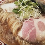 人力俥 - 背脂煮干そば（大盛・アップ）