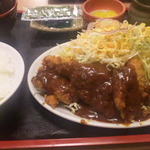 どんじゅう - チキンカツ＋チキン煮込み定食
