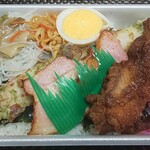 Ate To Nihonshu Katsu - のり弁 極 から揚げ 800円