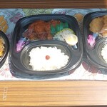 Ate To Nihonshu Katsu - 店頭販売