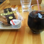 ボーノ - アイスコーヒー 頼んだら  ドーナツが オマケ