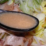 らーめんでぽっと - スープ