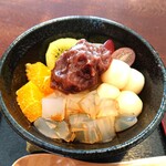 Kafe Yasashii Toki - 白玉フルーツあんみつ640円
