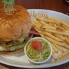 アイランドバーガーズ 四谷本店