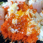Mitakazushi - 上生ちらし（大盛り）寿司飯にイクラ・カニ肉・トビッコ・ウズラの卵をまぶして・・・