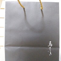 鳥さき - ショッパーも高級感あります