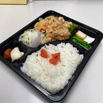 とれたて食堂 - 岩手県産あべ鶏の唐揚げ弁当800円