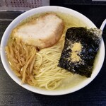 塩そば専門店 桑ばら - 麺が太い塩そば