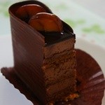 レ・グーテ - シャンティショコラ　420円　チョコの層が複雑ですごいです