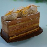 レ・グーテ - テテ　400円　紅茶風味のミルクチョコ　オレンジケーキです