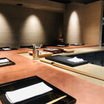 窯焼き割烹 黒泉 - 店内はまるで別世界！