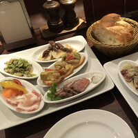 スペイン料理 La Cazuela 三ノ宮 ミント神戸店 - 