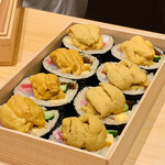 鮨 由う - お土産:福巻き 青森県産ムラサキウニ添え