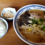 みよし家 - 料理写真: