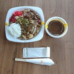 Teppambahachi - カレーのっけ焼きそば850円