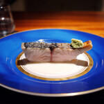 蒼 - 唐津大山鮮魚店より神経締め鰆のわら焼き