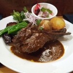 ビストロ マキムシ - ラムスペアリブスパイス煮込み