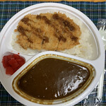 欧風カレー 919 - 勝カレー 蓋オープン^ ^