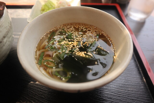 金の鈴 きんのすず 早稲田 都電 うどん 食べログ