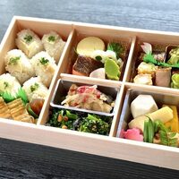幕の内弁当　花折　