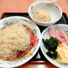日高屋 - 料理写真:冷やし中華大盛り+半チャーハンのセット 880円