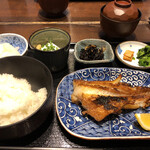 炭火魚 旬彩料理 坂本 - アコウ鯛粕付け焼き　１０００円
