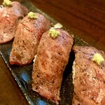 旬ダイニング鶴田 - テイクアウト　サーロインにぎり